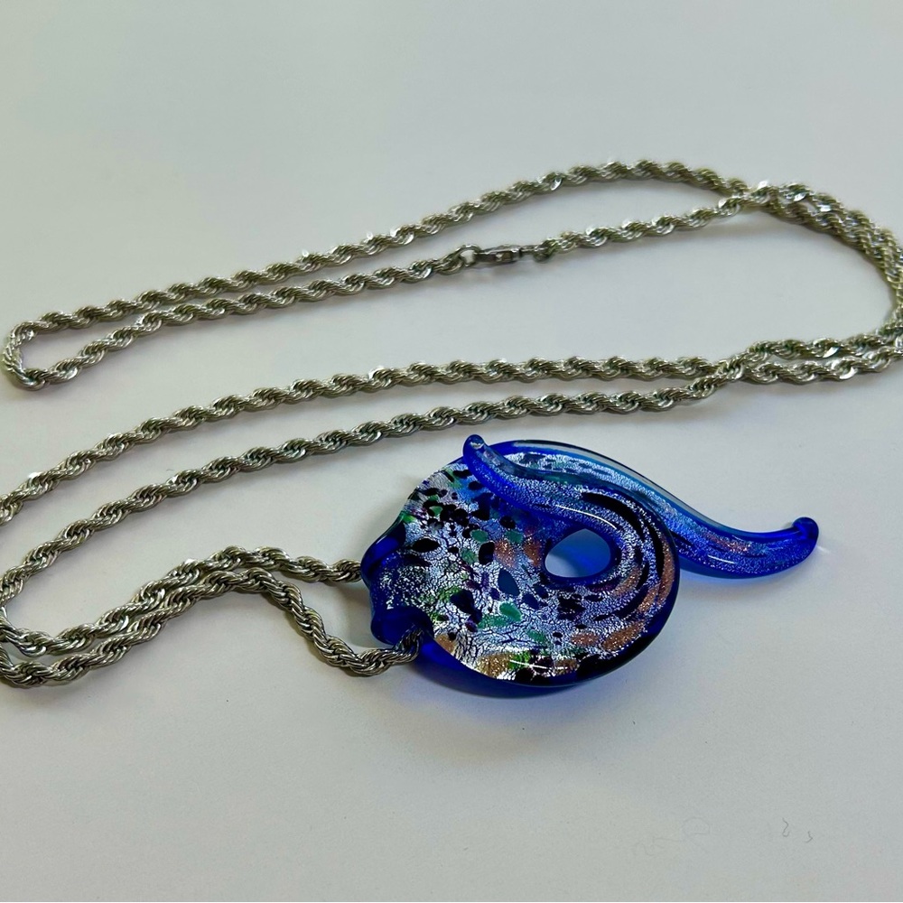 Wearable Art Blueglass pendant 34” silver chain.